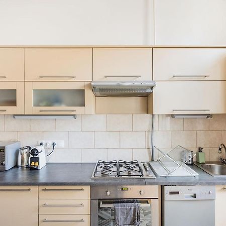 Live Like A Local At The Rustic Hockey Hut Apartment บูดาเปสต์ ภายนอก รูปภาพ